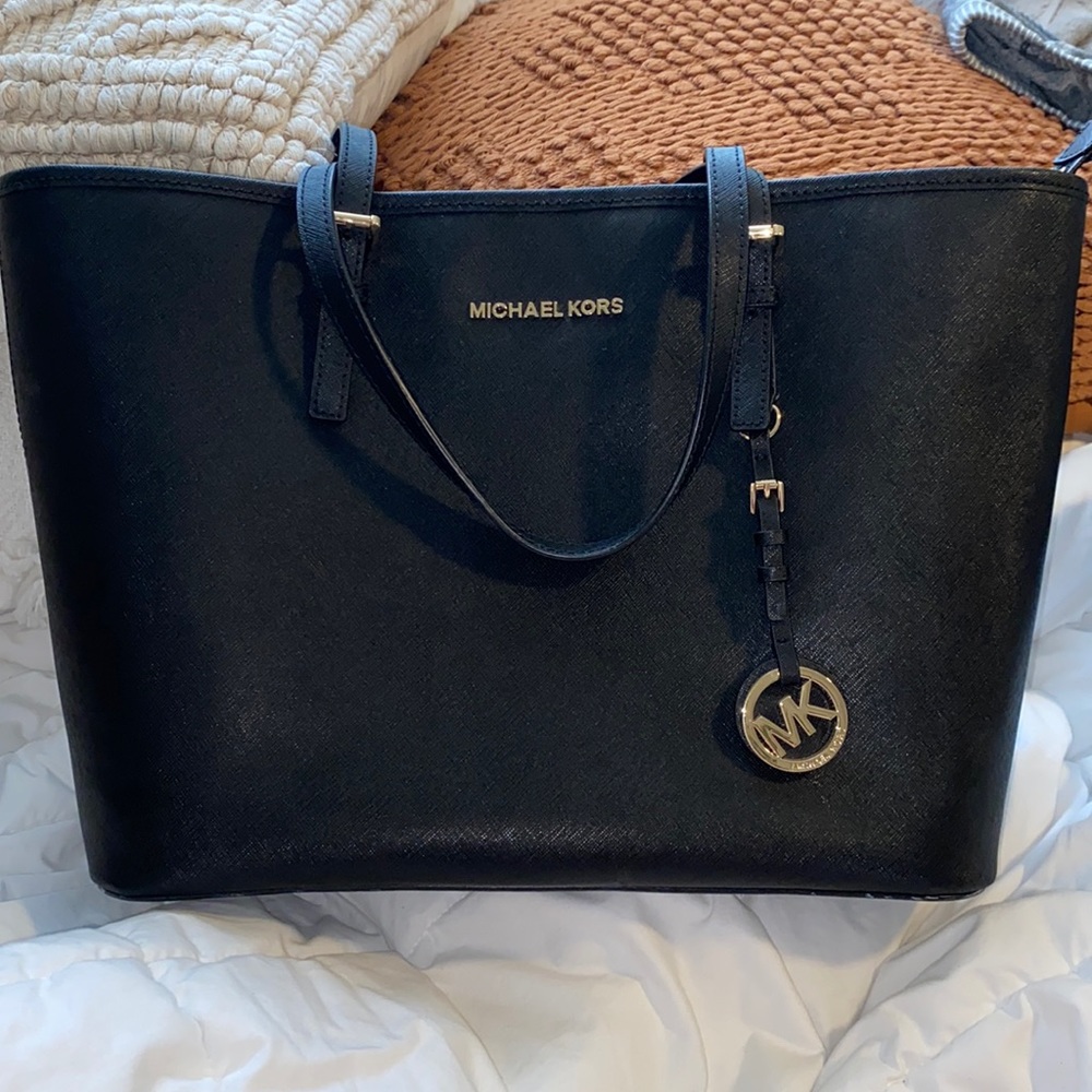 Micheal Kors Black Tote
